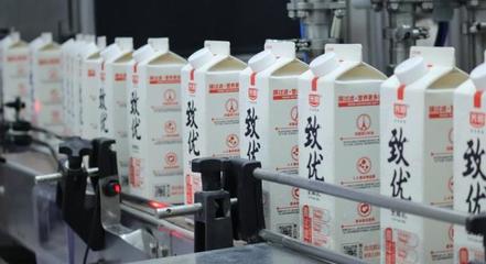 百年品牌光明乳业:以“鲜”致胜为消费者提供活性营养